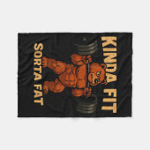 Kinda Fit Sorta Fat Strong Cartoon Bear Gym Funny Fleece Deken (Voorkant (Horizontaal))