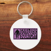 Kinda Squatchy - Finding Bigfoot Paars Sleutelhanger (Voorkant)