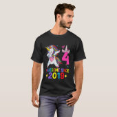 Kinder 4 jaar oude geschenken Unicorn Dabbing 4th T-shirt (Voorkant volledig)