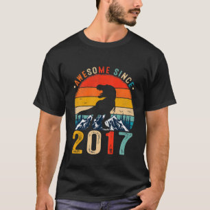 Kinder 5 jaar oud Geweldige sinds 2017 Dinosaur 5T T-shirt