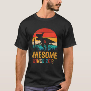 Kinder 5 jaar oude Gift Boy 5th Birthday Dinosaur  T-shirt