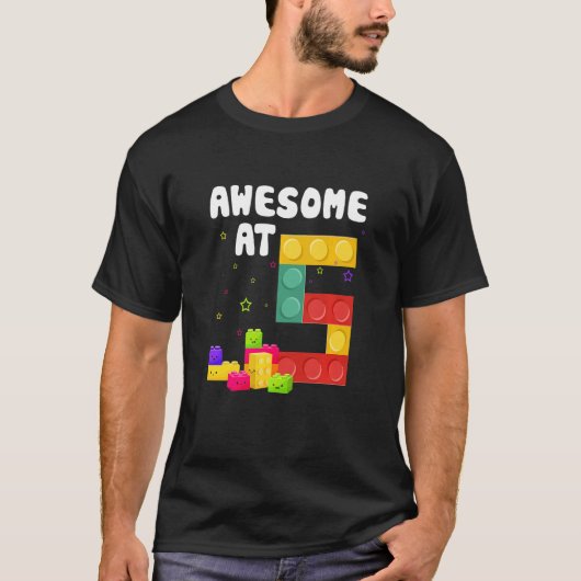 Kinder 5e straten van het Blok Bricks Geweldige 5 T-shirt (Voorkant)