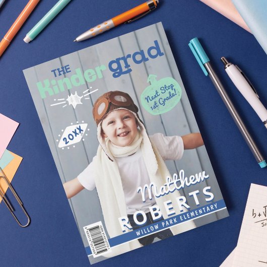 Kinder Afstudeerder Fun Kindergarten Foto Magazine Aankondiging