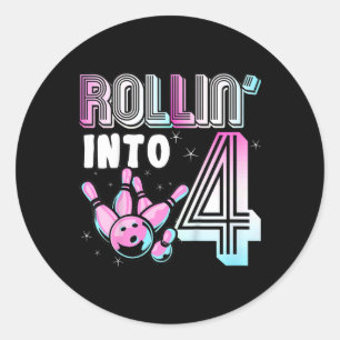 Kinder Bowler Rollin’ Into 4 Bowling 4e verjaardag Ronde Sticker