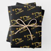 Kinder constructie dump vrachtwagen partij geschen inpakpapier vel (In situ)