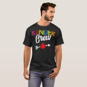 Kinder Crew Kindergarten Leerleraar Kinder achtera T-shirt (Voorkant volledig)