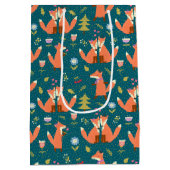 Kinder Cute Forest Foxes in Love Medium Cadeauzakje (Achterkant)