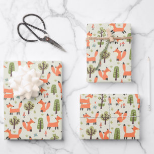 Kinder Cute Happy Foxes die in het bos lopen Inpakpapier Vel