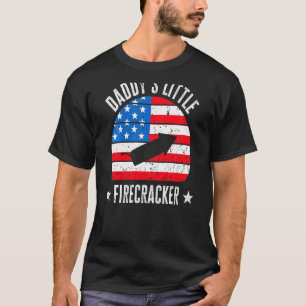 Kinder daddys de kleine firecracker op 4 juli t-shirt