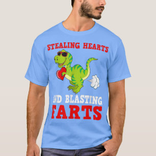 Kinder draaiende harten en schokkende vlekken om t t-shirt