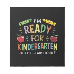 Kinder eerste dag van kleuterschool plezier terug  notitieblok