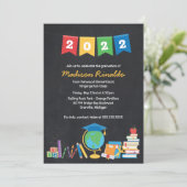 Kinder Elementaire Afstuderen Uitnodiging tot vier (Staand voorkant)