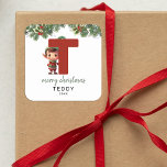 Kinder Elf Initiaal T Christmas Vierkante Sticker<br><div class="desc">Geef deze kerst het geschenk van gepersonaliseerde charme! Onze monogram stickers,  met de elf van de Kerstman die zich achter de letter T verstopt,  zijn een unieke en doordachte manier om je liefde te shows. Personaliseer met een naam,  jaar en een hartelijke groet. Laat uw kerstcadeaus opvallen!</div>