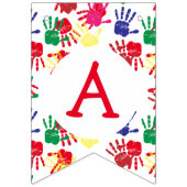 Kinder geverfde handafdrukken HAPPY BIRTHDAY Vlaggetjes (Derde vlag)