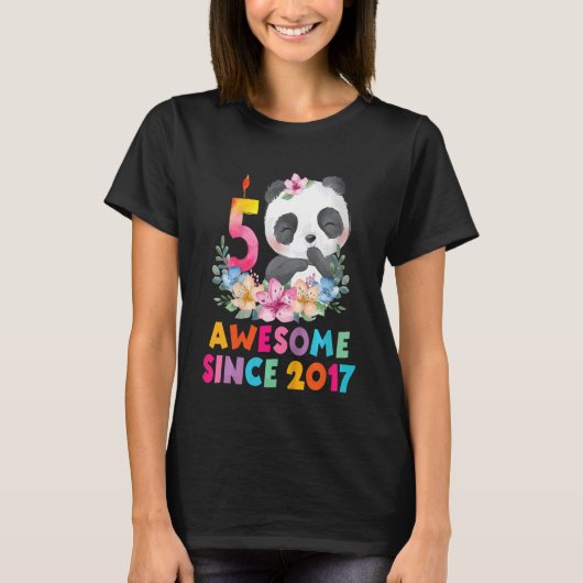 Kinder Geweldige sinds 2017 5e verjaardag 5 jaar o T-shirt (Voorkant)