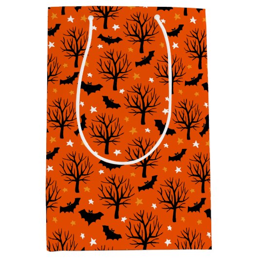 Kinder Halloween Black Bats Creepy Old Tree Medium Cadeauzakje (Voorkant)