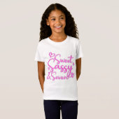 Kinder Happy 7th Birthday Sweet Sassy en Seven Gir T-shirt (Voorkant volledig)