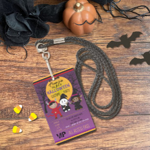 Kinder in kostuum Halloween Party Invitation Badge