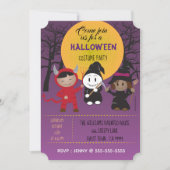 Kinder in kostuum Halloween Party Paarse Uitnodigi Kaart (Voorkant)