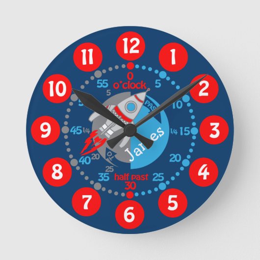 Kinder jongens leren tijd blauwe rode klok te vert (Voorkant)