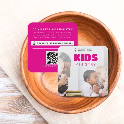 Kinder kerkdienst nodigt visitekaartje uit contactkaartje