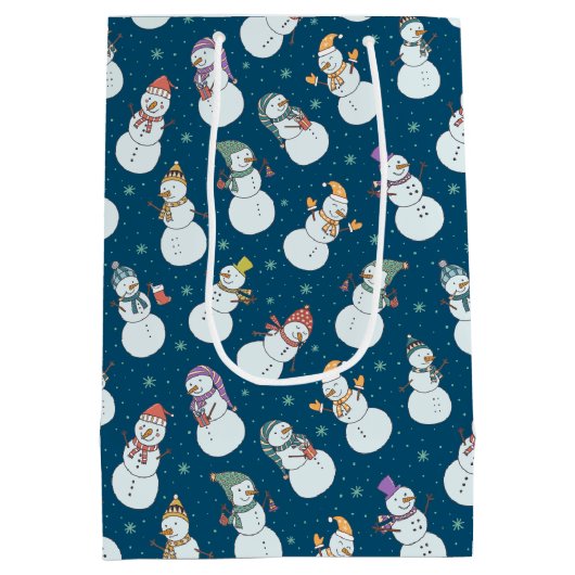 Kinder kerstman in Pet Medium Cadeauzakje (Achterkant)