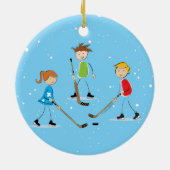 Kinder kerstmis met Pond Hockey Keramisch Ornament (Achterkant)