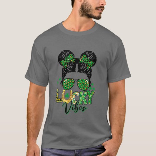 Kinder Lucky Vibes Double Bun Shamrock St Patricks T-shirt (Voorkant)