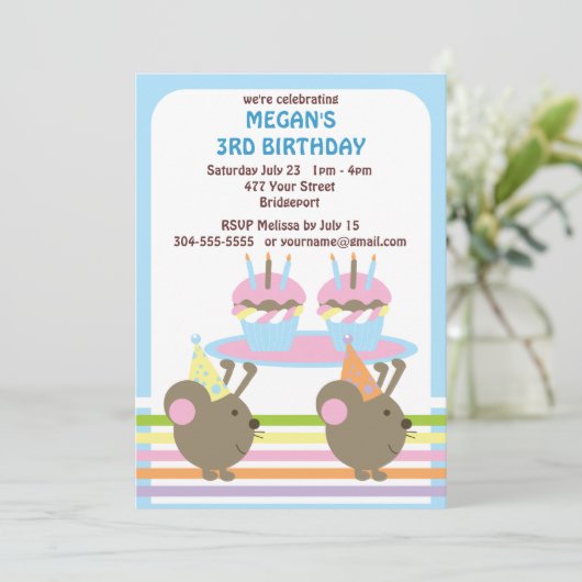 Kinder Mice Birthday Kaart (Staand voorkant)