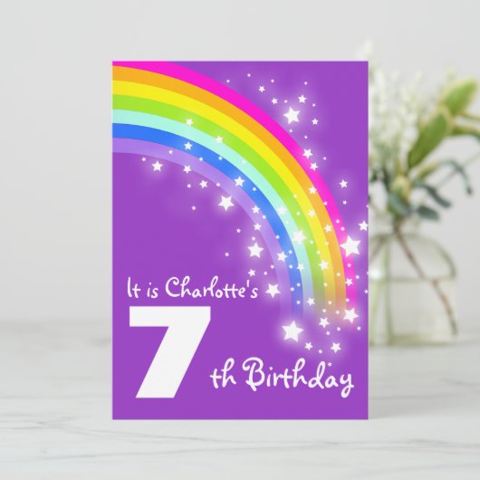 Kinder paarse regenboog - zevende verjaardag kaart (Staand voorkant)