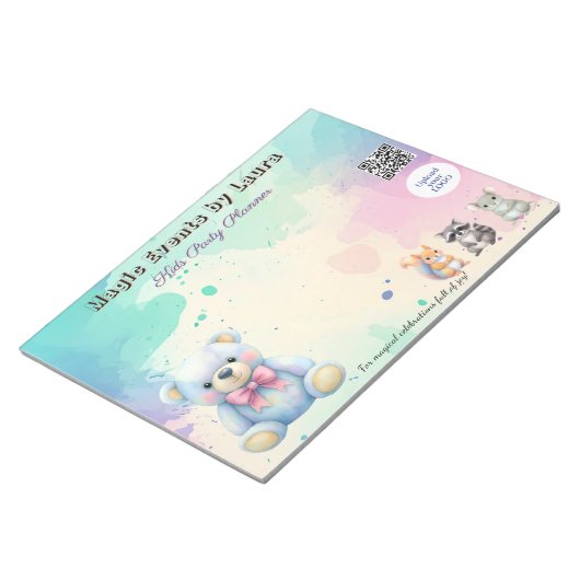 Kinder Party Planner Pastel Teddy Bear QR Code Log Notitieblok (Schuin)
