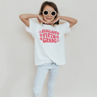 Kinder Peace Out Fifth Grade T-shirt in roze
