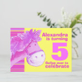Kinder pony 5e verjaardag roze gele verjaardag uit kaart (Staand voorkant)