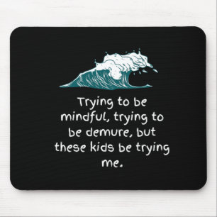 Kinder proberen me muismat