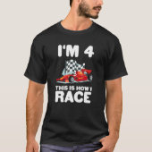 Kinder raceauto 4e Verjaardag 4 Vier Peuter Formul T-shirt (Voorkant)