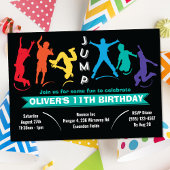 Kinder regenboog sprong trampoline verjaardagsfees kaart