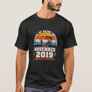 Kinder retro november 2019 3 jaar oude Geviste ove T-shirt
