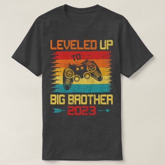 Kinder Retro tot Big Brother 2023 Pregnanc T-shirt (Design voorkant)