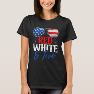 Kinder-rood-wit en twee van de twee partijen van j t-shirt