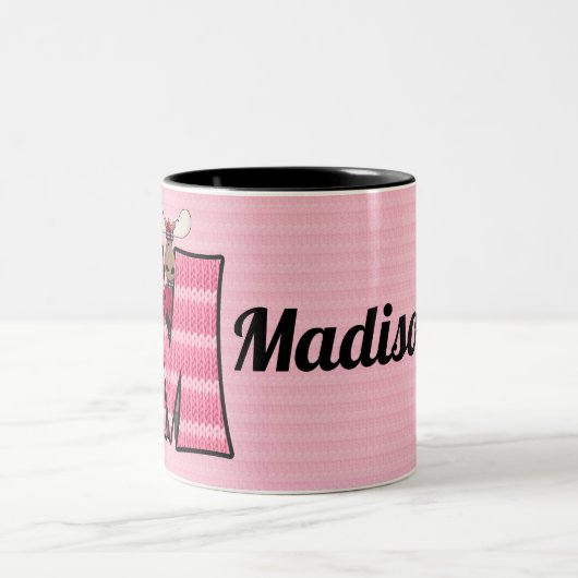 Kinder roze monogram letter M en naam Tweekleurige Koffiemok (Center)