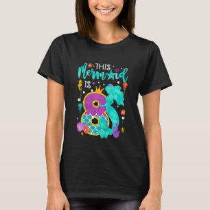 Kinder schattig deze zeemeermin is 8 jarig Kind 8 T-shirt