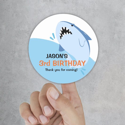 Kinder Shark Birthday Party Boy levert voordelen o Ronde Sticker