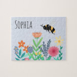 Kinder staafjes en groothoekbijen en bloemen legpuzzel<br><div class="desc">Dit leuke en griezelige kinder puzzelontwerp is voorzien van een hommel met bloemen,  en kan gepersonaliseerd worden met je meisjesnaam. De perfecte florale cadeau met natuur voor elke bij of bloem.</div>