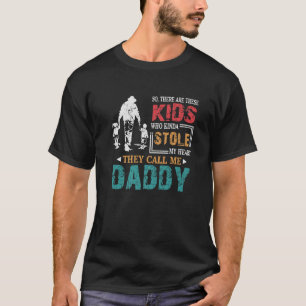 Kinder Stole They Call Me Daddy Dad en Kinder prin T-shirt