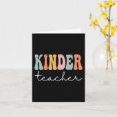 Kinder Teacher Retro Groovy Women Happy First Day Kaart (Gele Bloem)