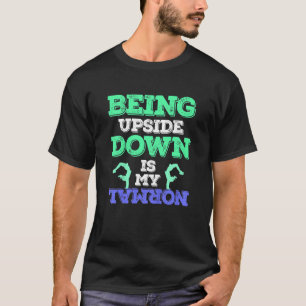 Kinder turner die ondersteboven is is mijn normale t-shirt