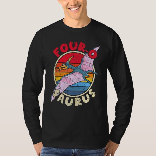 Kinder vierde verjaardag vier van Saurus i Pteroda T-shirt (Voorkant)