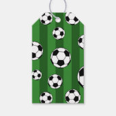 Kinder Voetbal Patroon op Groene Strepen Verjaarda Cadeaulabel (Voorkant)