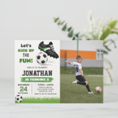 Kinder Voetbal Verjaardag Uitnodiging met foto (Staand voorkant)