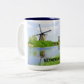 KINDERDIJK, NEDERLAND TWEEKLEURIGE KOFFIEMOK (Voorkant links)